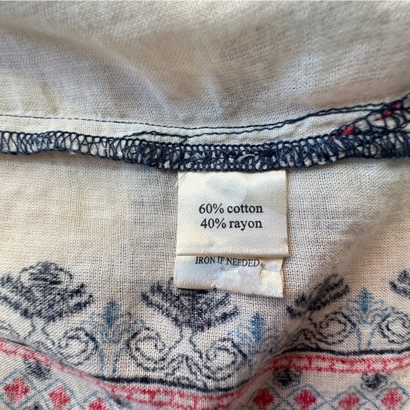 dylan White and Red Patterned Blouse - Picture 10 of 12